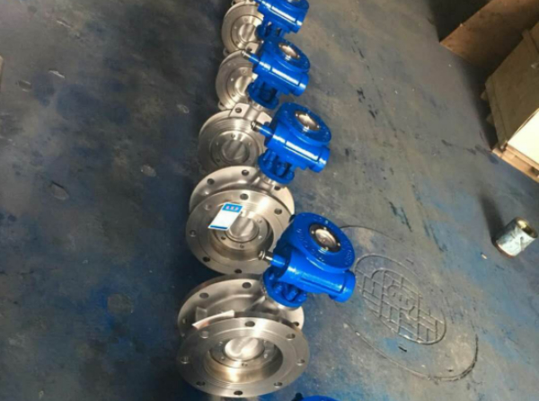 三偏心(xīn)法蘭式渦(wo)輪蝶閥 三(san)偏心法蘭(lán)式渦輪蝶(die)閥